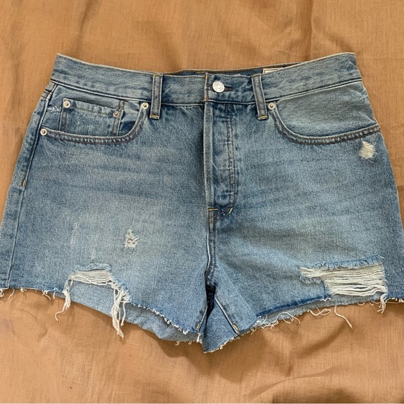 Free people Cut off Distress Jean Shorts - Picture 1 of 8